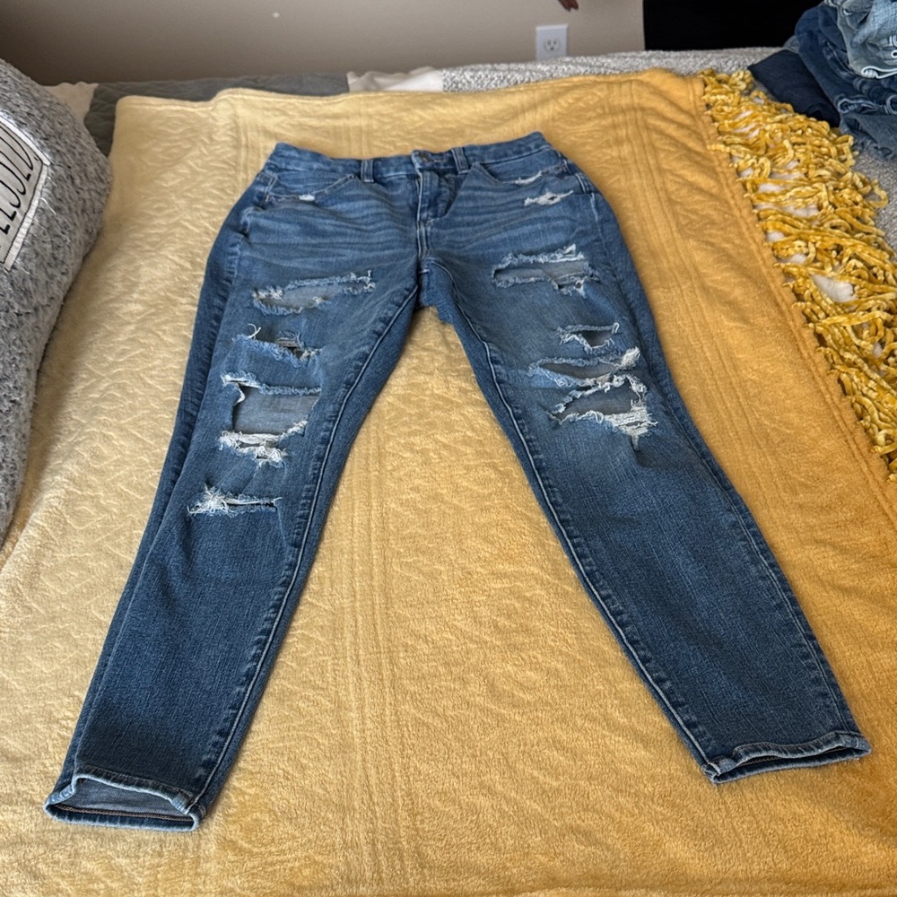 American Eagle Outfitters Ripped Blue Skinny Jeans